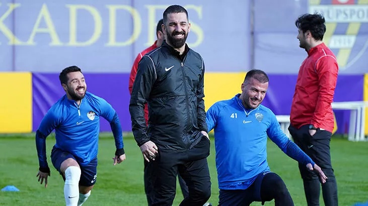 Arda Turan, Eyüpspora ilk transferini